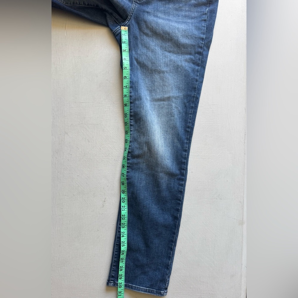 NWT NYDJ Sheri Slim Straight Leg Jeans in Beyond Bay - Picture 8 of 12